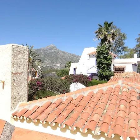 Mango With Mountains And Sea Views Villa *
